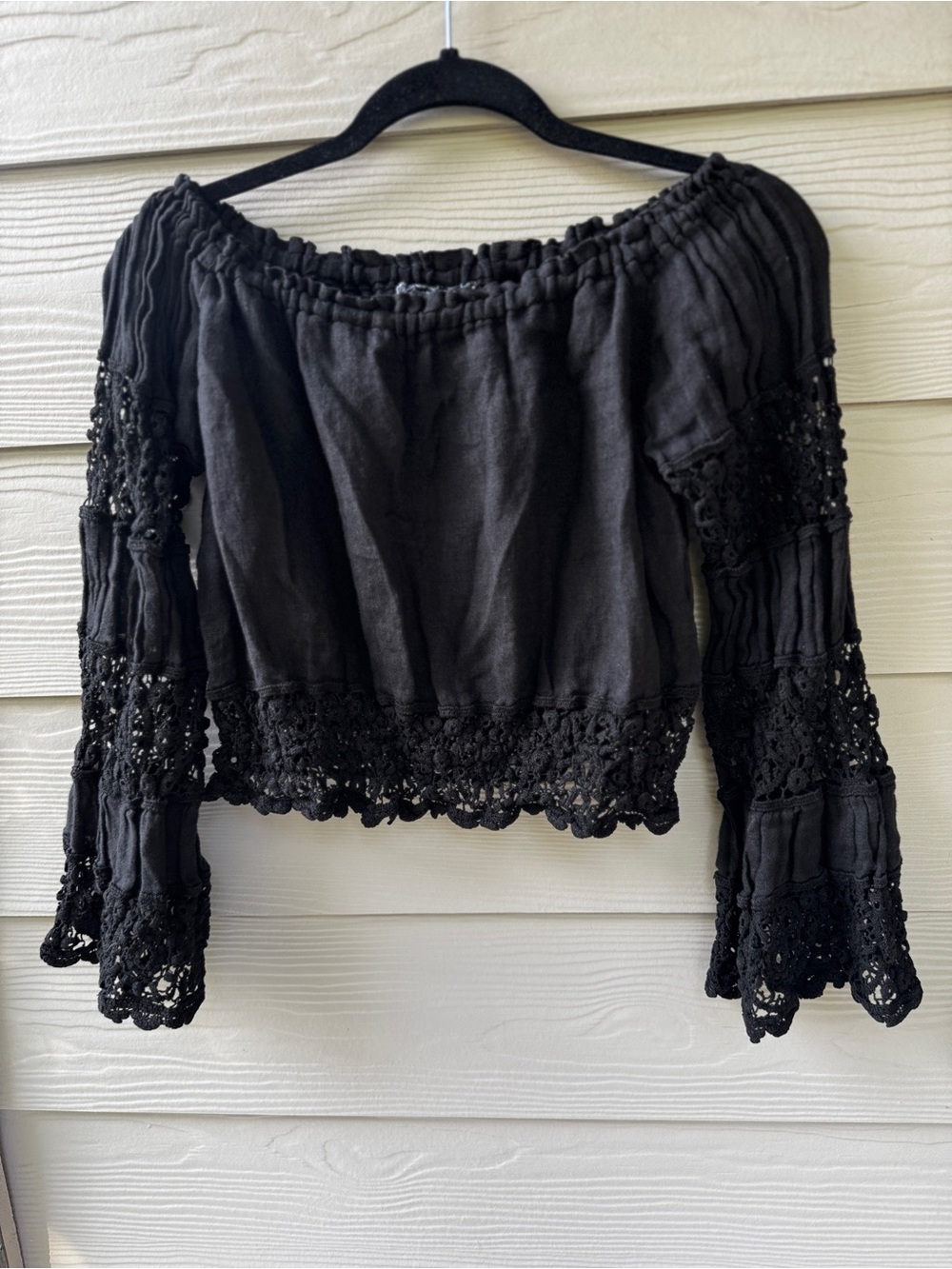 Queen Moda Positano Black Off-Shoulder Crochet-Trim Women's Blouse